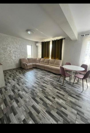 Sunny residence